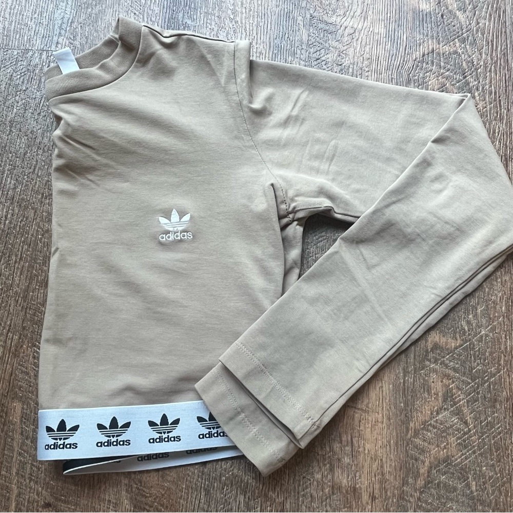 adidas cropped long sleeve tee - women’s medium